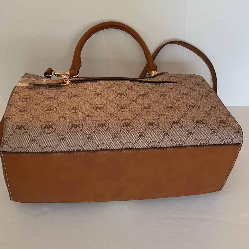 ANNE KLEIN. NWT. New Anne Klein logo design w/a varsity stripe down its … - Picture 6 of 12